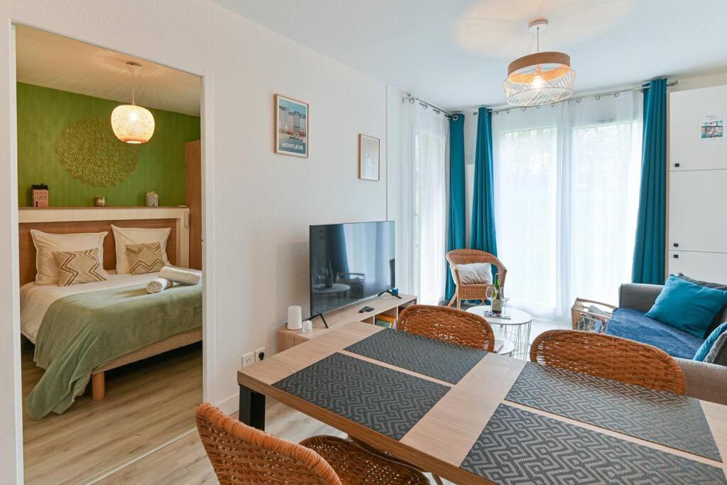 Équemauville Appartement Avec Terrasse, Piscine, Parking, Honfleur מראה חיצוני תמונה