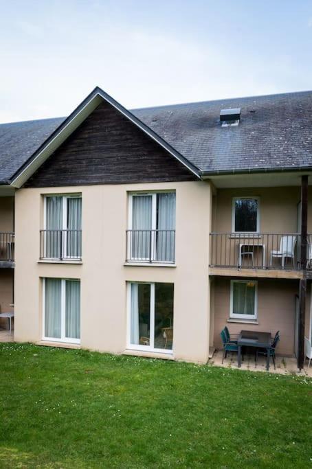 Équemauville Appartement Avec Terrasse, Piscine, Parking, Honfleur מראה חיצוני תמונה