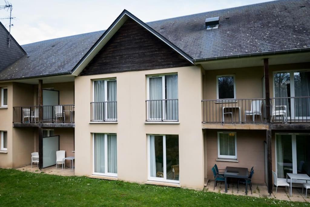 Équemauville Appartement Avec Terrasse, Piscine, Parking, Honfleur מראה חיצוני תמונה