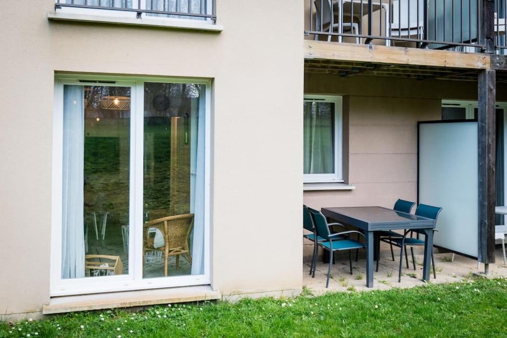 Équemauville Appartement Avec Terrasse, Piscine, Parking, Honfleur מראה חיצוני תמונה